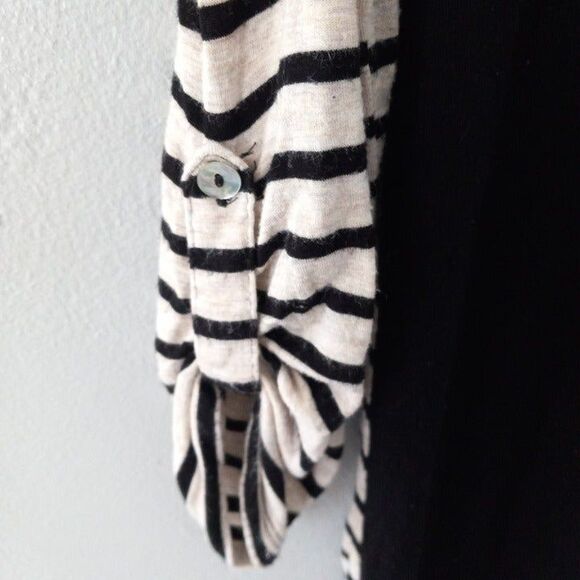 Charming Charlie Medium Striped Blouse-Button Down Back-Roll Tab Sleeve-Classic - Picture 7 of 10